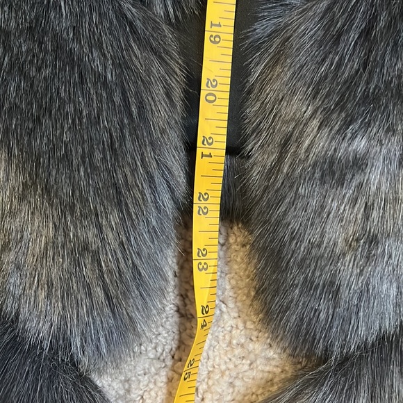 Gray Faux Fur Vest - Picture 9 of 12